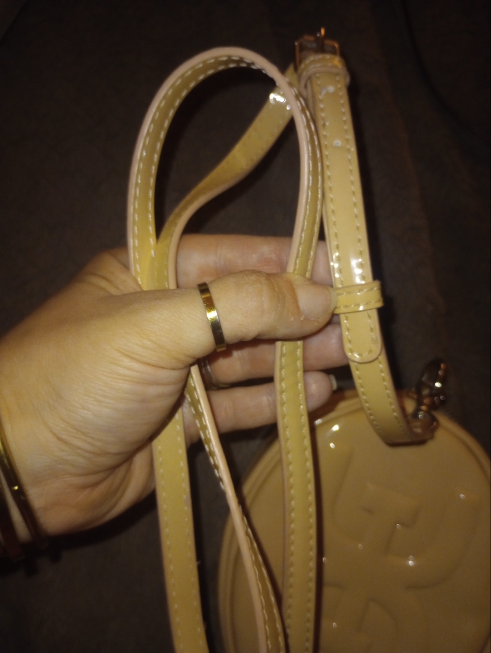 Sam Edelman Light Tan Oval Crossbody/ Belt Bag with Embossed Design - Picture 4 of 4